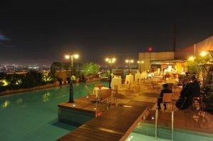 Coordinated with team members to celebrate premium and cozy mini events every month for existing customers at Diamond Life Club (1960 Presidential Club) in Saigon, Vietnam.